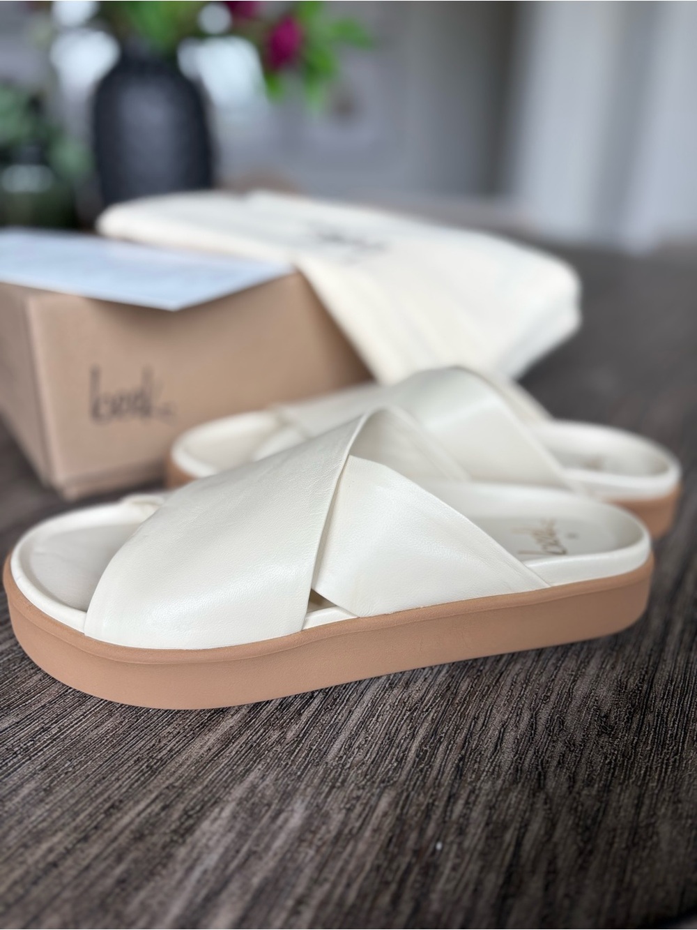 beek Hen Leather Platform Slide Sandals - Picture 6 of 6